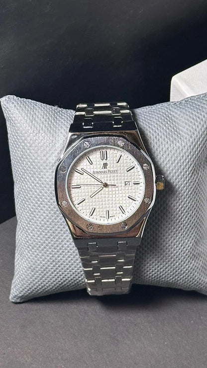 A.P Royal Oak | White