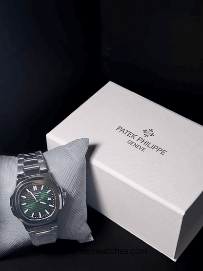 P.P Nautilus Men's Watch | Green