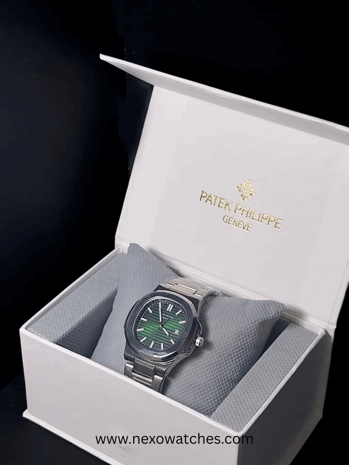P.P Nautilus Men's Watch | Green