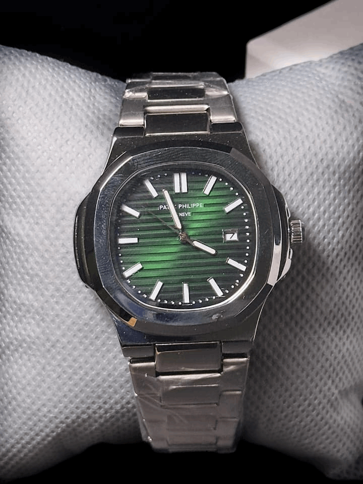 P.P Nautilus Men's Watch | Green